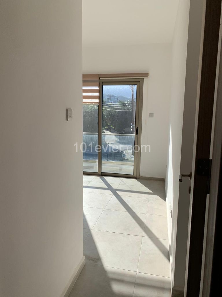 Flat For Sale in Zeytinlik, Kyrenia