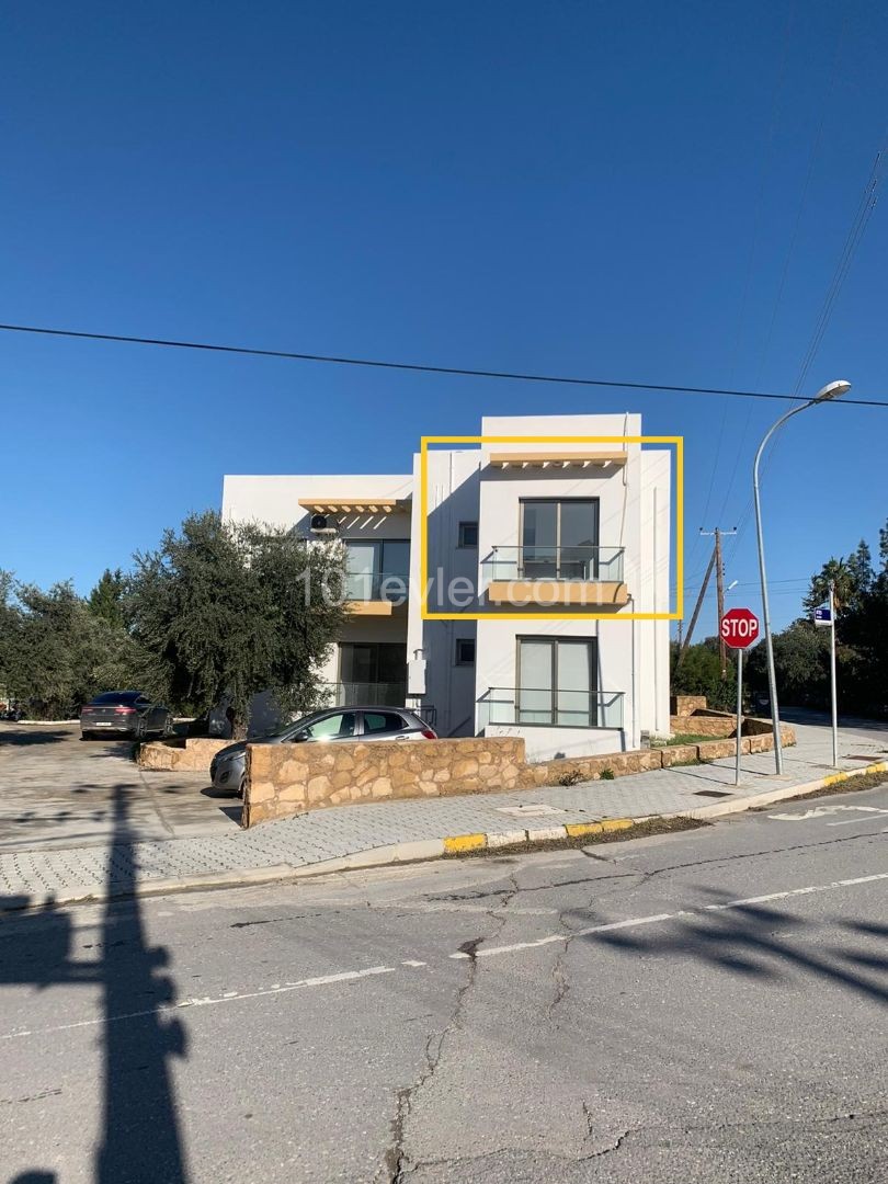 Flat For Sale in Zeytinlik, Kyrenia