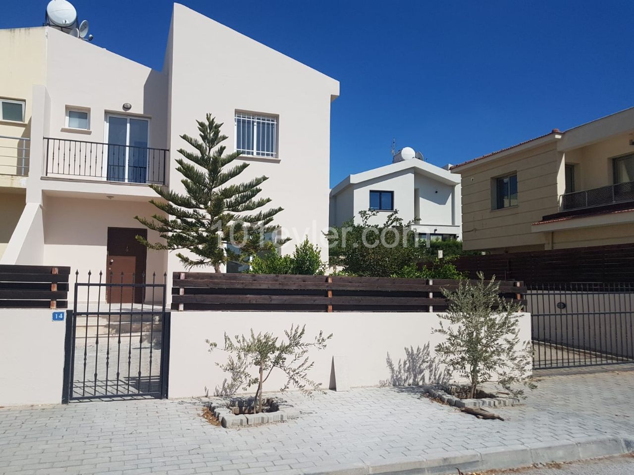 Semi Detached For Sale in Hamitköy, Nicosia