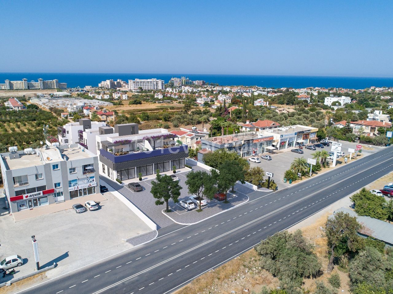 GİRNE ALSANCAK'TA 175 M2 SATILIK DÜKKAN