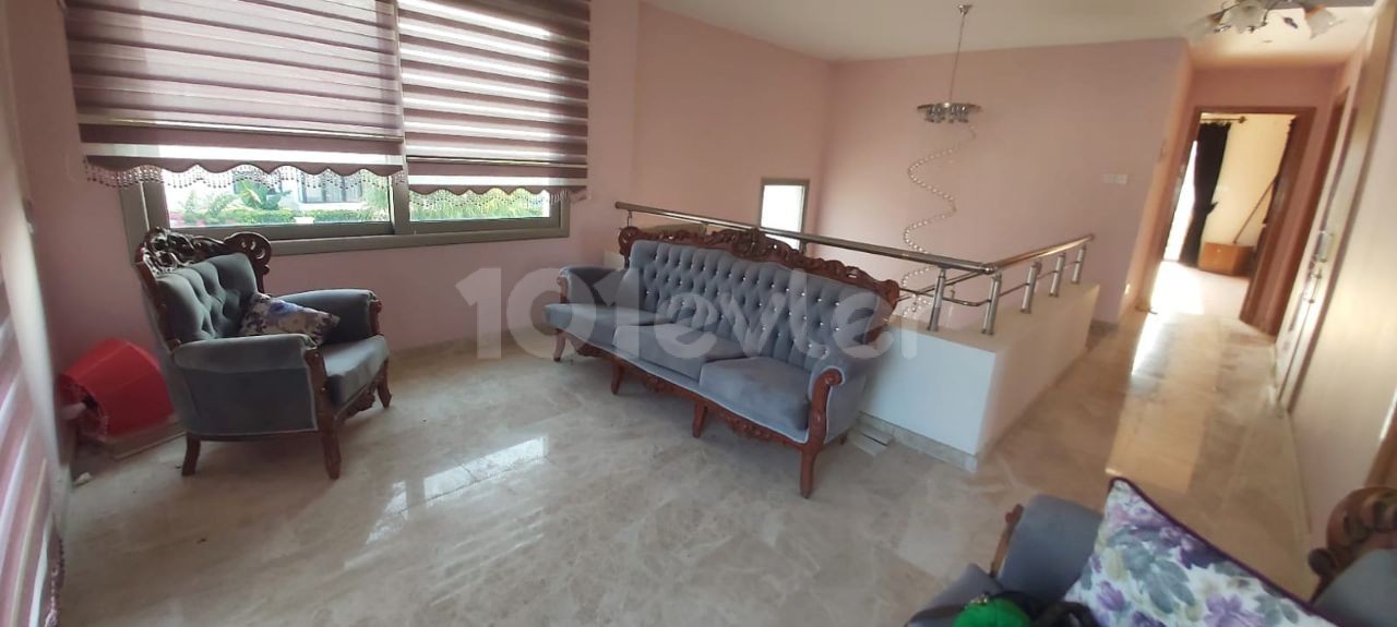 3 Bedroom Villa For Sale