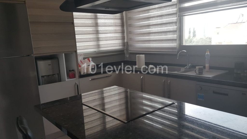 2 Yatak Odalı Kiralık Villa