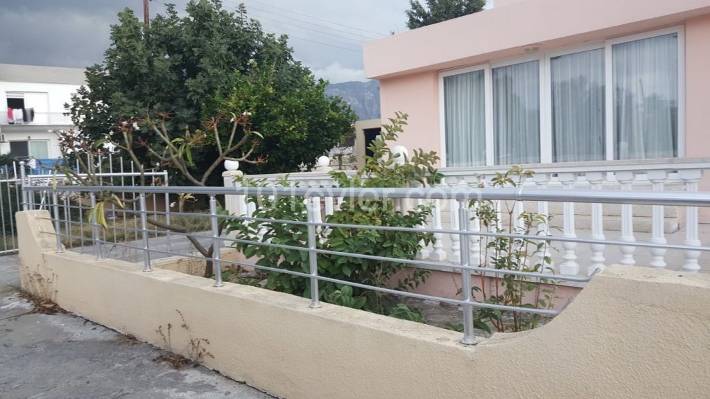 Detached House To Rent in Karaoğlanoğlu, Kyrenia