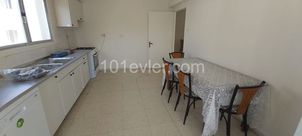 Flat To Rent in Girne Merkez, Kyrenia