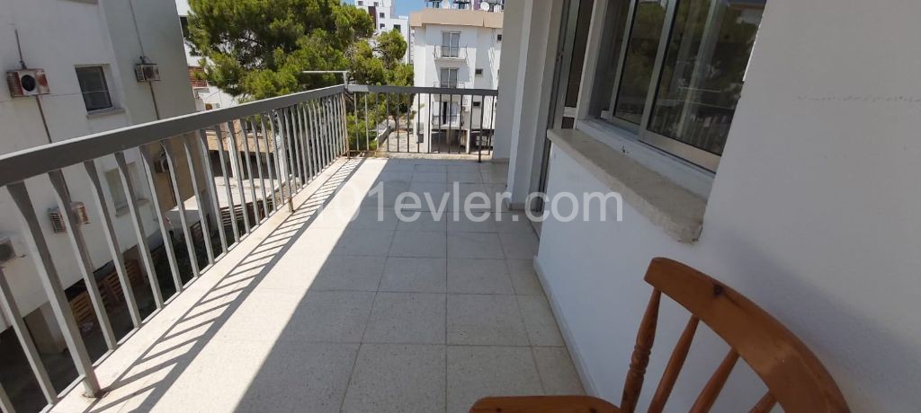 Flat To Rent in Girne Merkez, Kyrenia