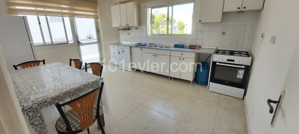 Flat To Rent in Girne Merkez, Kyrenia