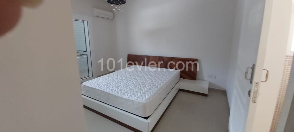 Flat To Rent in Alsancak, Kyrenia