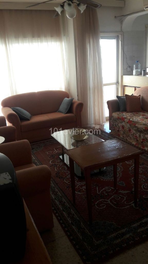 Flat To Rent in Girne Merkez, Kyrenia