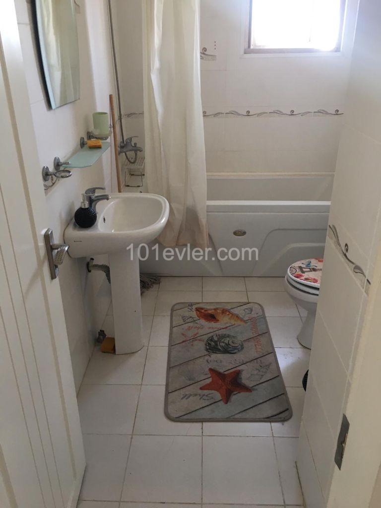 Flat To Rent in Girne Merkez, Kyrenia