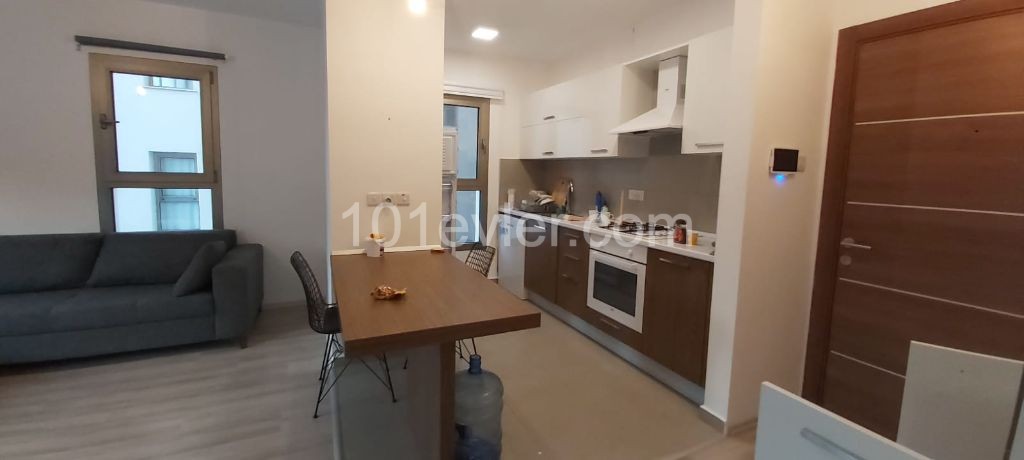 Flat To Rent in Girne Merkez, Kyrenia