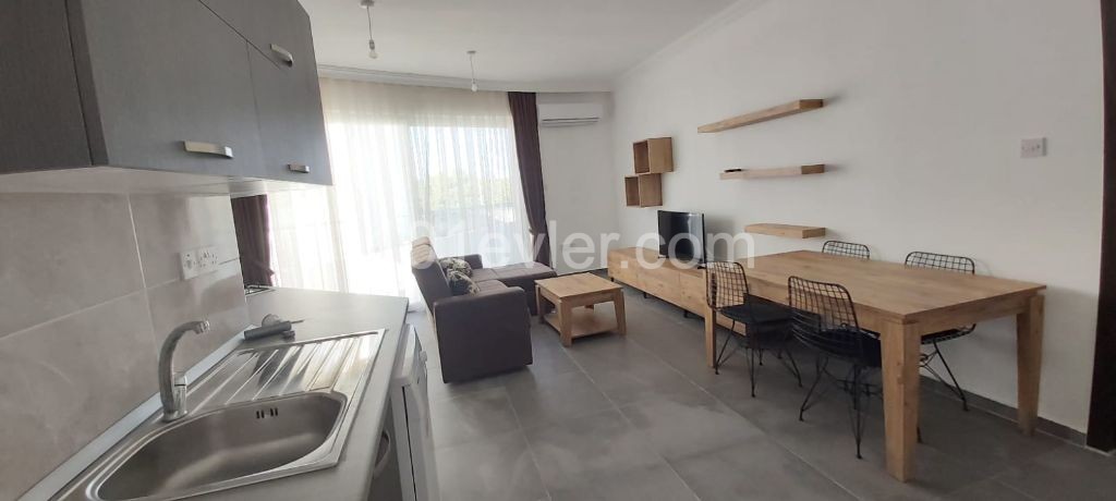 Flat To Rent in Karaoğlanoğlu, Kyrenia