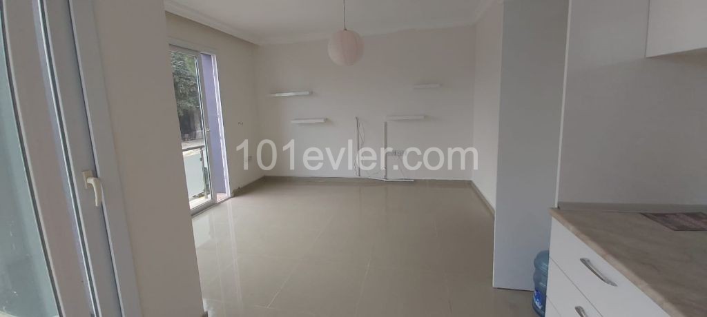 Flat To Rent in Girne Merkez, Kyrenia