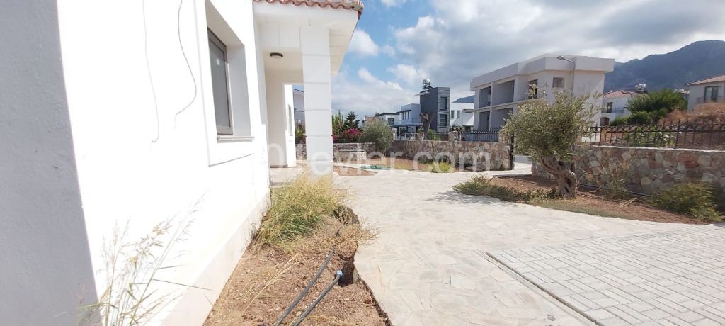 Villa For Sale in Alsancak, Kyrenia