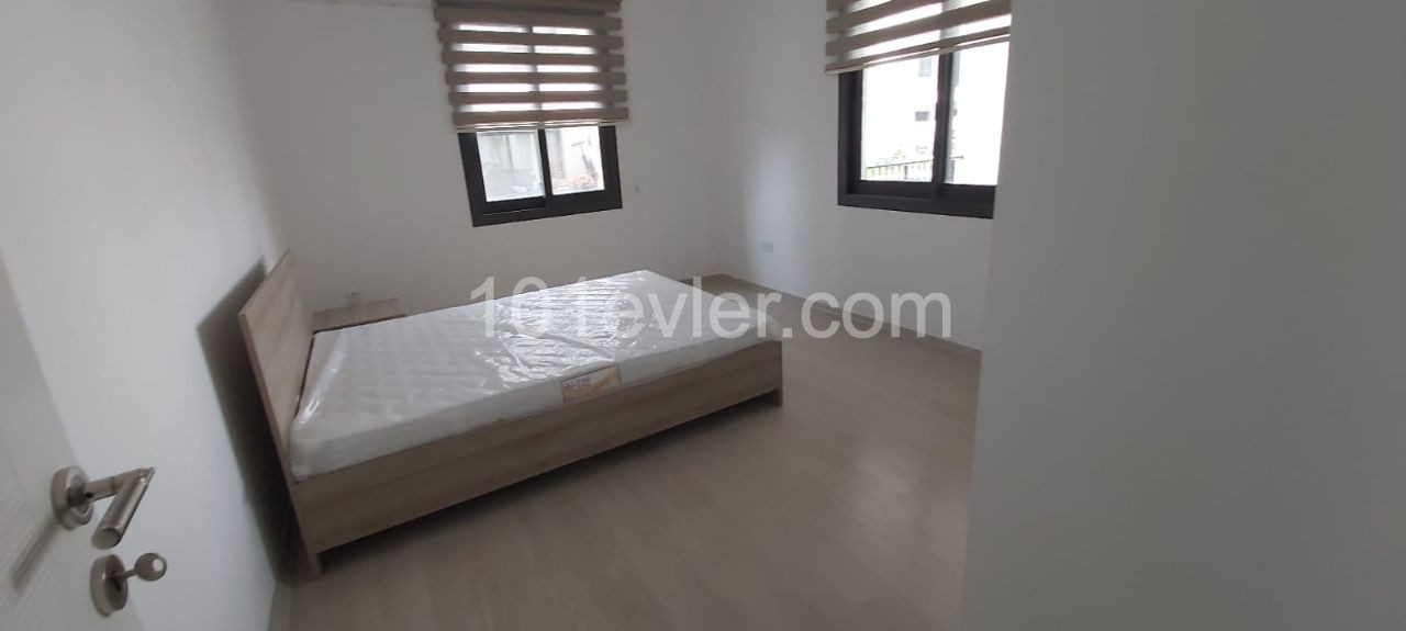 Flat To Rent in Zeytinlik, Kyrenia