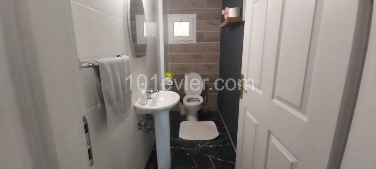 Flat To Rent in Girne Merkez, Kyrenia