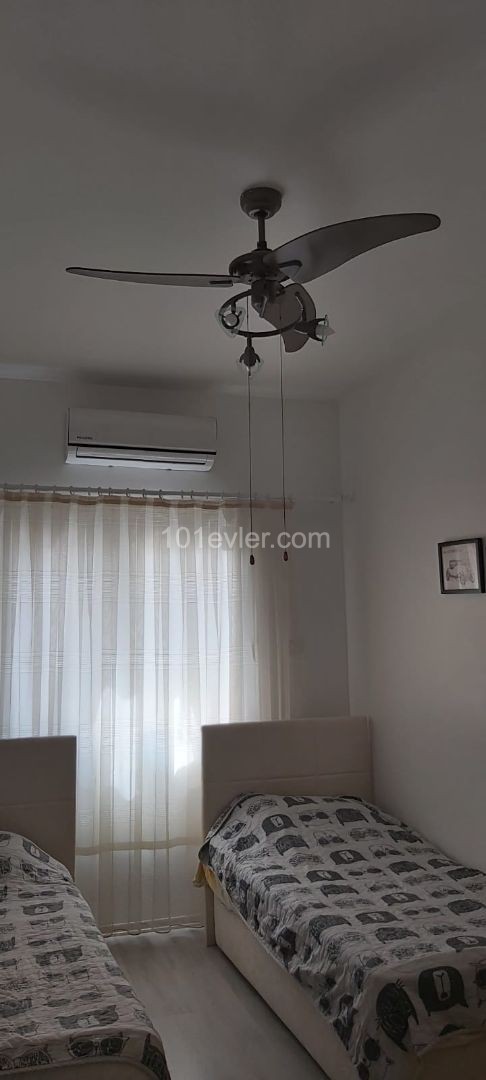 Flat To Rent in Girne Merkez, Kyrenia