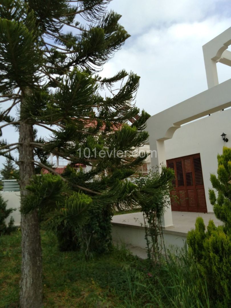 Villa To Rent in Karaoğlanoğlu, Kyrenia