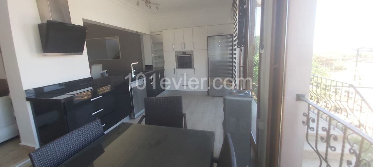 Villa For Sale in Çatalköy, Kyrenia