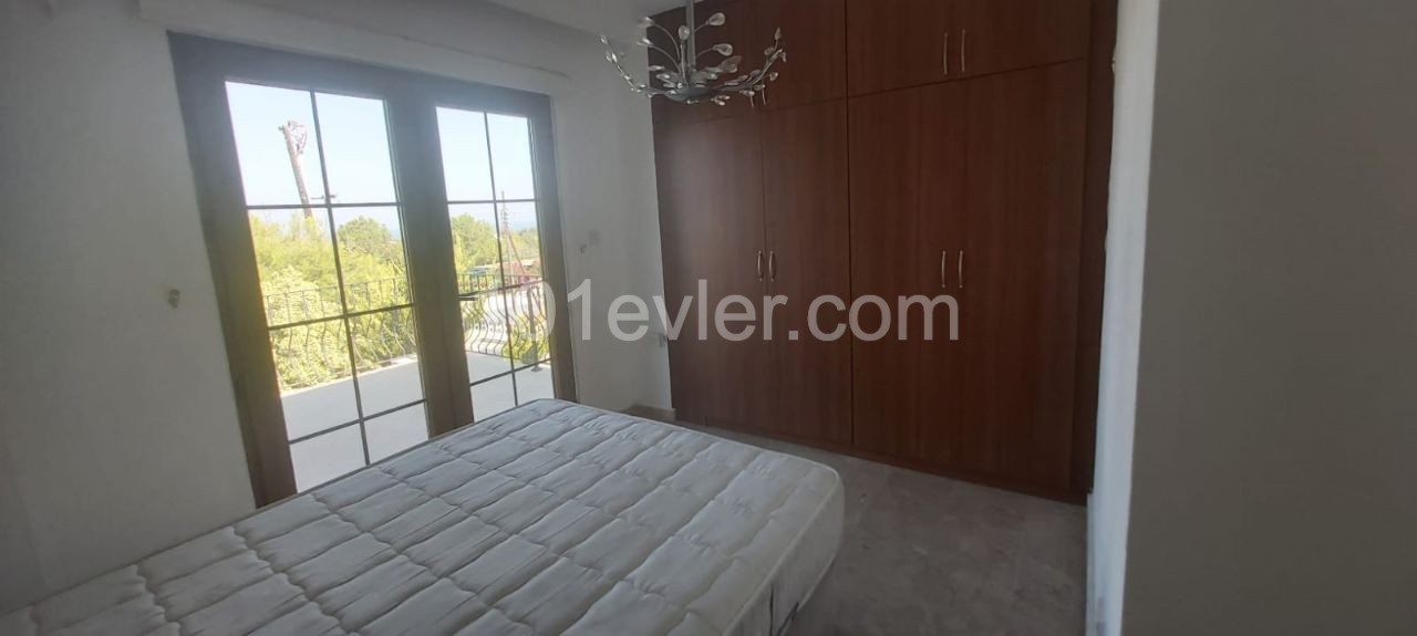 Villa For Sale in Çatalköy, Kyrenia