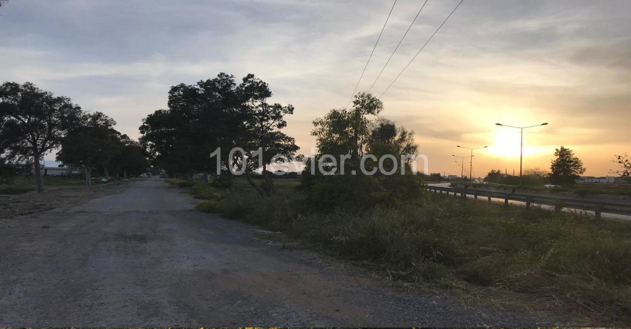 4,338,8 m2 Land for Sale on the Nicosia - Famagusta Main Road ** 