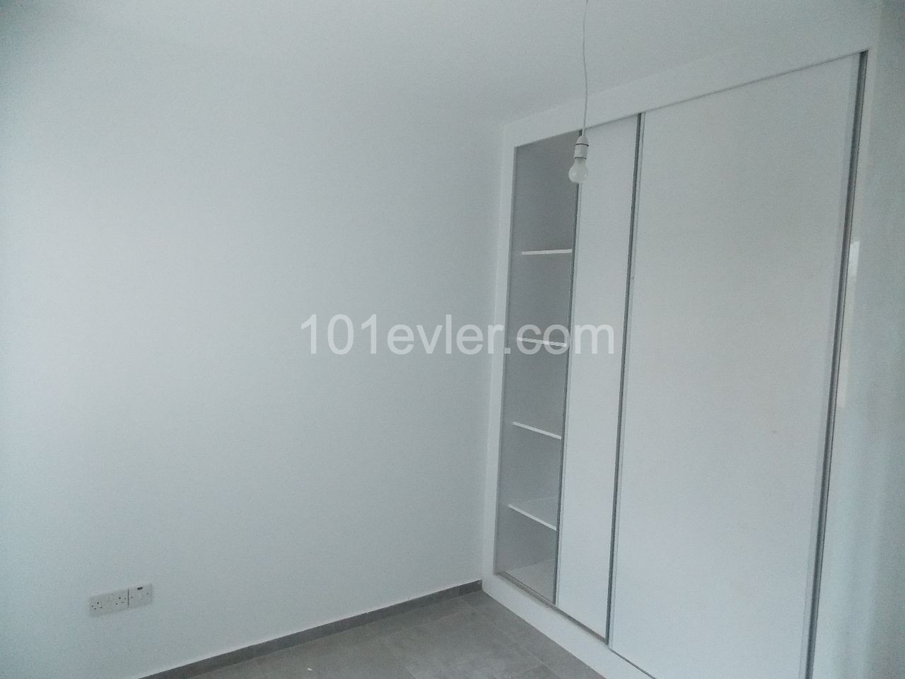 2+1 FOR SALE IN ALSANCAK, KYRENIA ** 