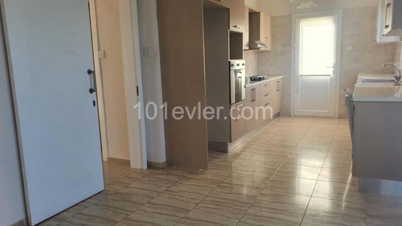 3+ 1 VILLA FOR RENT IN KYRENIA ÇATALKOY ** 