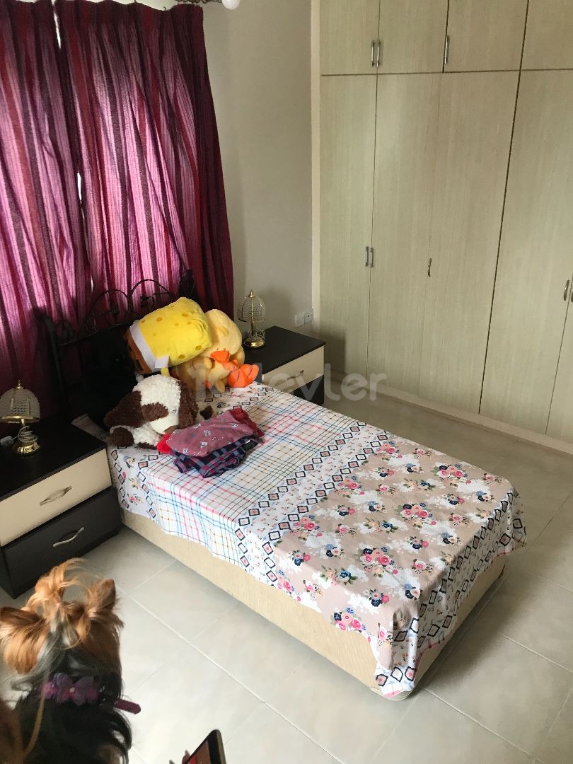 Kyrenia Catalkoy ozel 3 + 1 Villa ** 