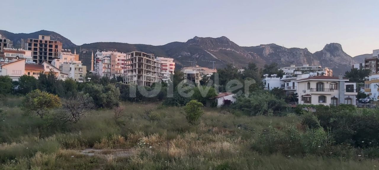 GİRNE MERKEZ DE SATILIK TÜRK KOÇAN DAİRE