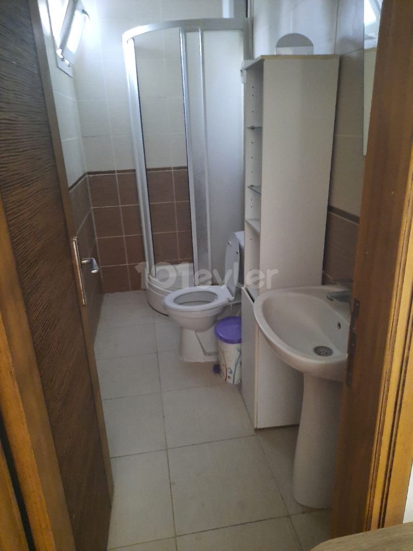 GİRNE MERKEZDE SATILIK 2+1 DAİRE