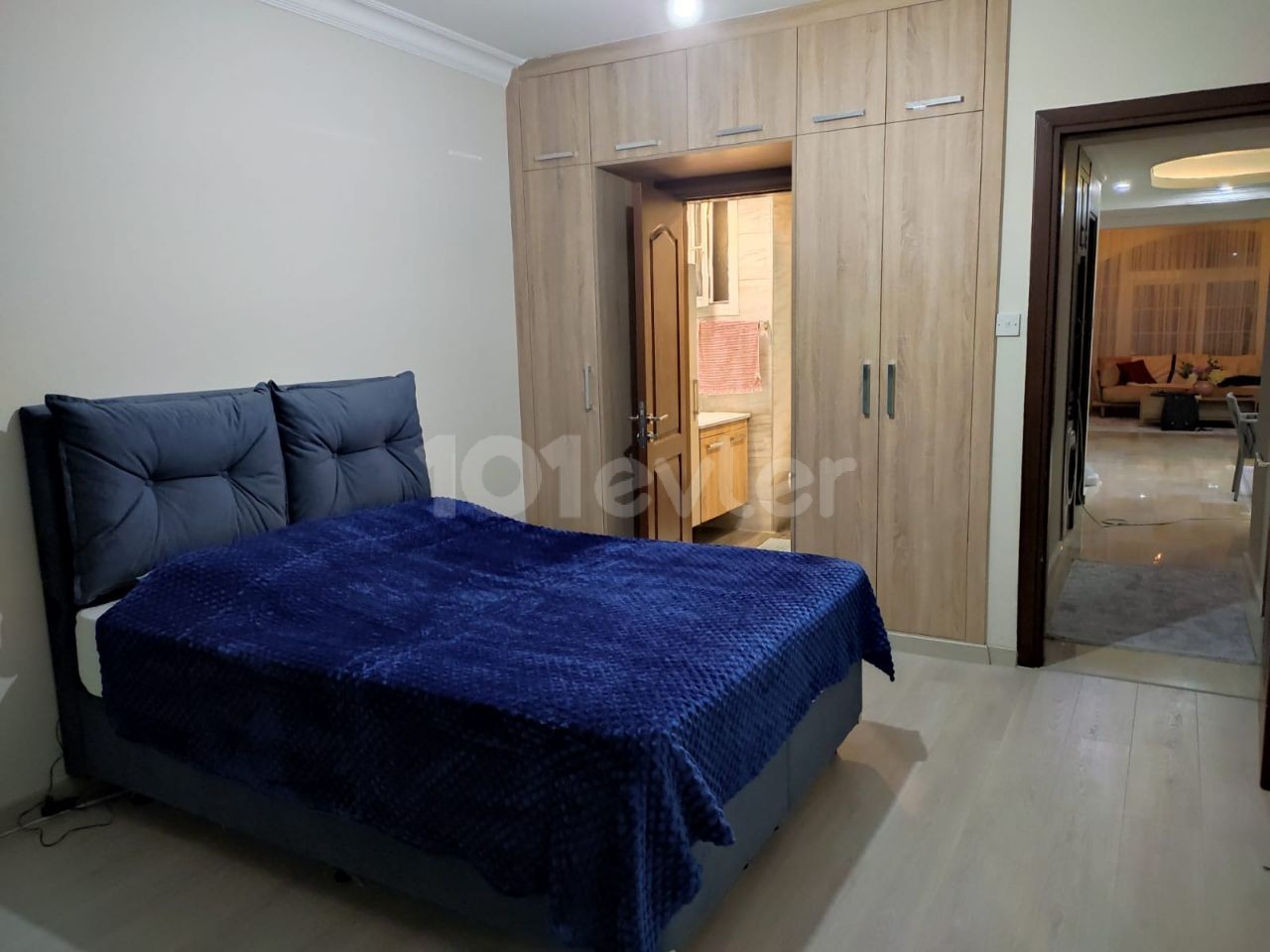 GİRNE MERKEZ DE 2+1 EŞYALI,ŞIK MASRAFSUZ,SATILIK DAİRE