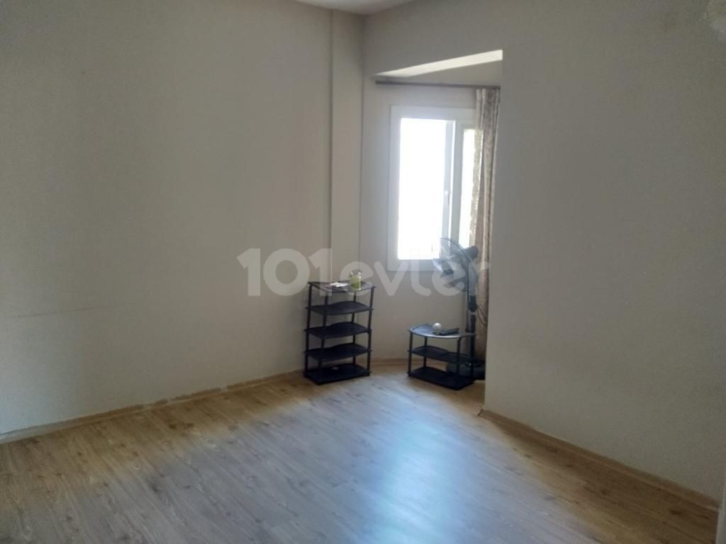 TÜRK TAPULU 4+1 DAİRE