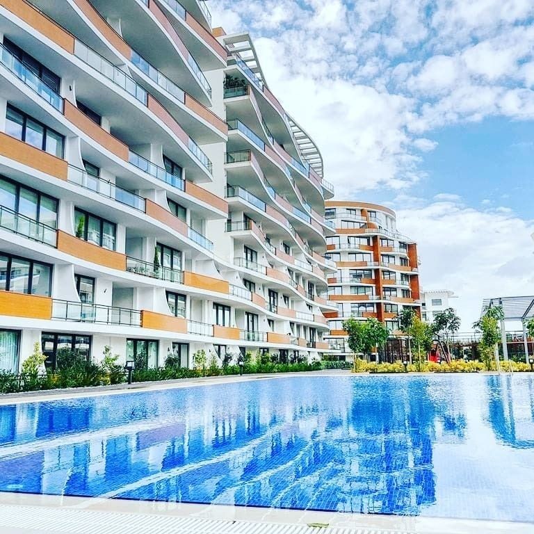 2+1 APARTMENT IN A COMPLEX WITH POOL