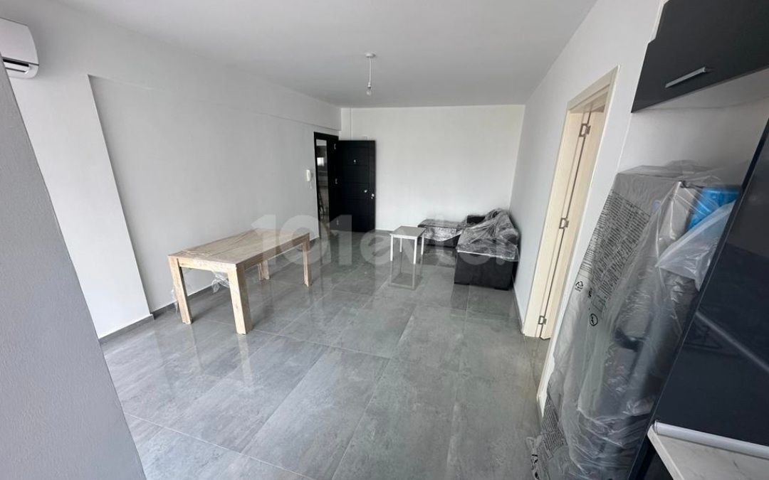 LEFKOŞA DEREBOYUN DA 2+1 YENİ ,EŞYALI KİRALIK DAİRE