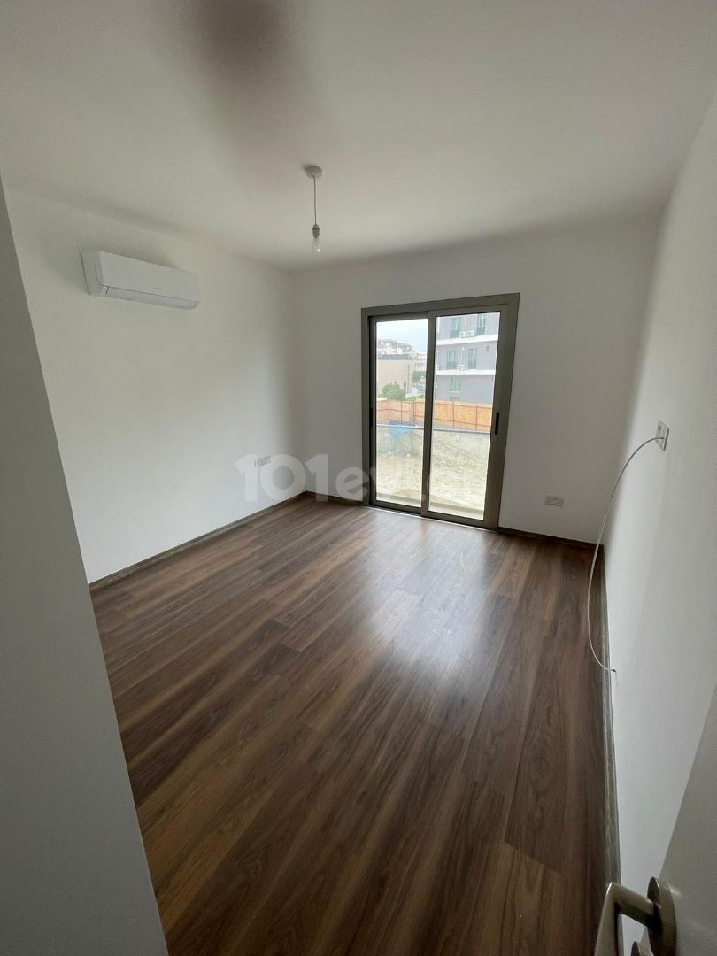 GİRNE MERKEZDE GENİŞ 2+1 DAİRE