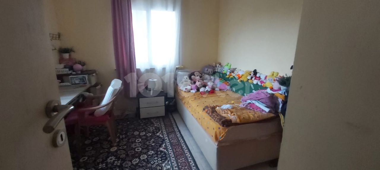 GARDEN FLOOR 3+1 FLAT FOR SALE IN ALSANCAK