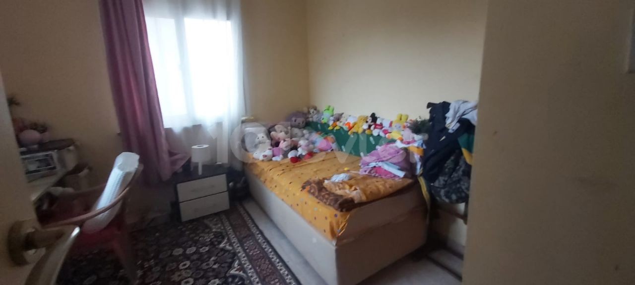 ALSANCAK DA UYGUN FİYATA BAHÇE KATI 3+1 SATILIK DAİRE