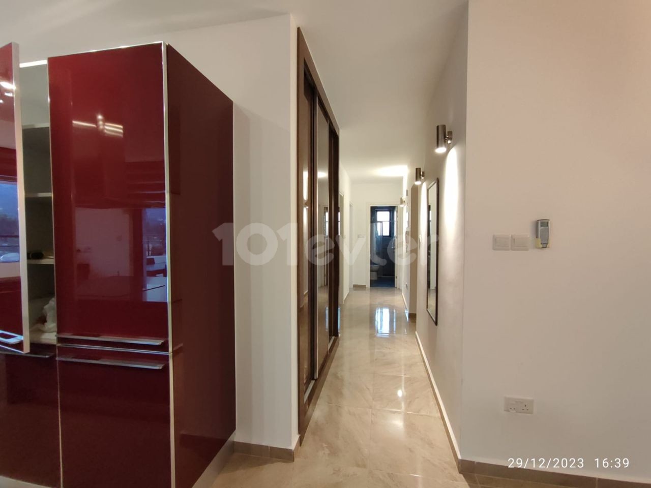  GİRNE MERKEZ DE  LÜKS KİRALİK PENTHOUSE DAİRE 