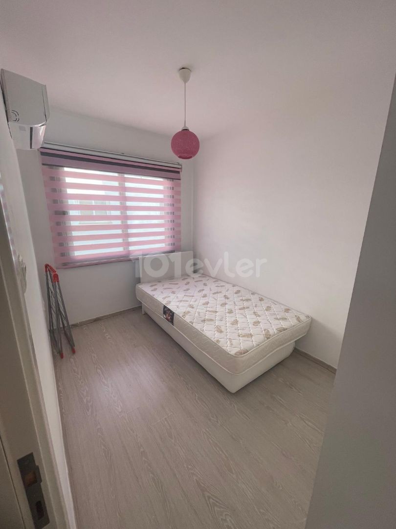 2+1 WOHNUNG ZU VERMIETEN IM KYRENIA CENTER