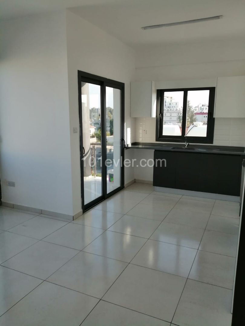 2+1, zero apartment for sale from the owner in the center of Nicosia, within walking distance of Merit Hotel ** 