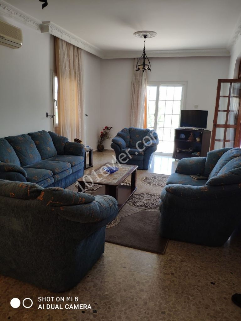 KARAOĞLANOĞLU GAU 3+1 FURNISHED VILLA FOR RENT