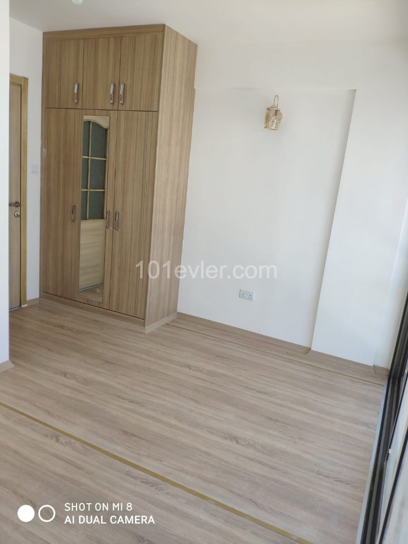 Karaoglanoglu Triplex for sale unfurnished in 3 + 1 in S area. 120 square meters, parking. Exchange deeds