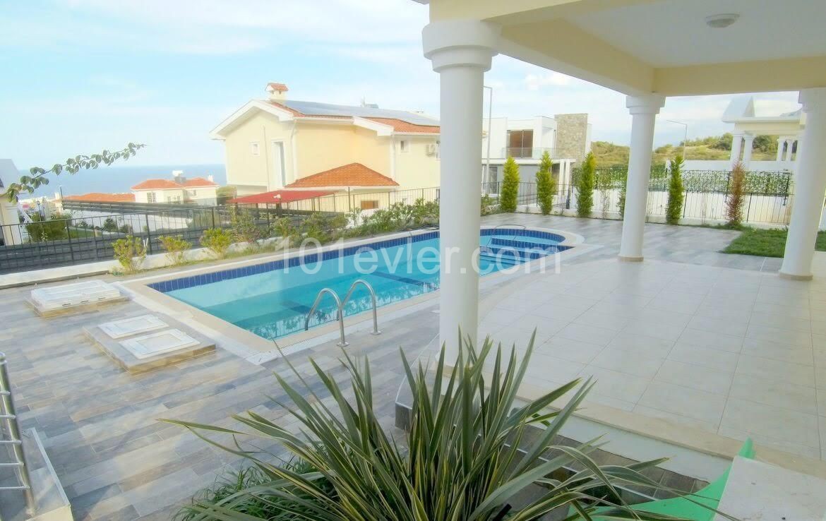 Kyrenia Edremit Holiday Villa for rent 3/1 is new. ** 