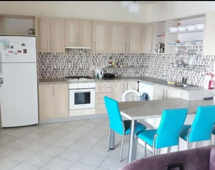 Kyrenia Lapta 2+ 1 apartment for emergency sale with full view of the mountain and the sea ** 