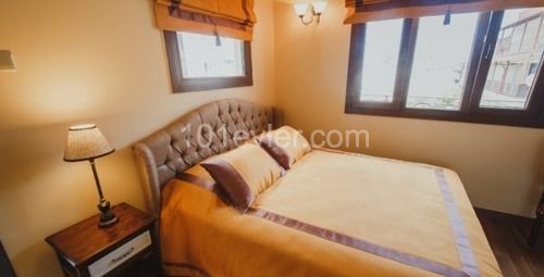 Otel Girne Liman merkezde. stok, mevcut. 1 gün 65 euro. 2 gün 120 euro 