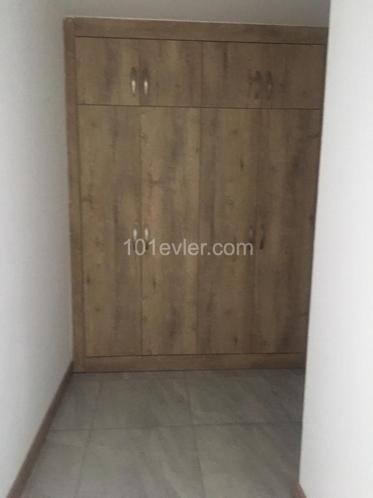 GIRNE CENTRAL OFFICE 2+1 APARTMENT 550 GBP ** 