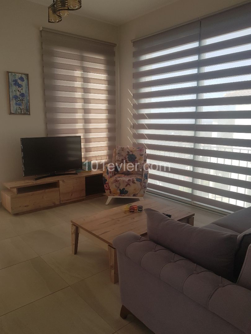 Flat To Rent in Alsancak, Kyrenia