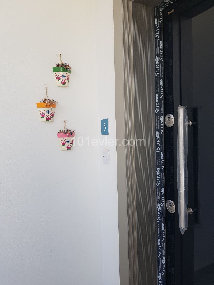 Flat To Rent in Alsancak, Kyrenia