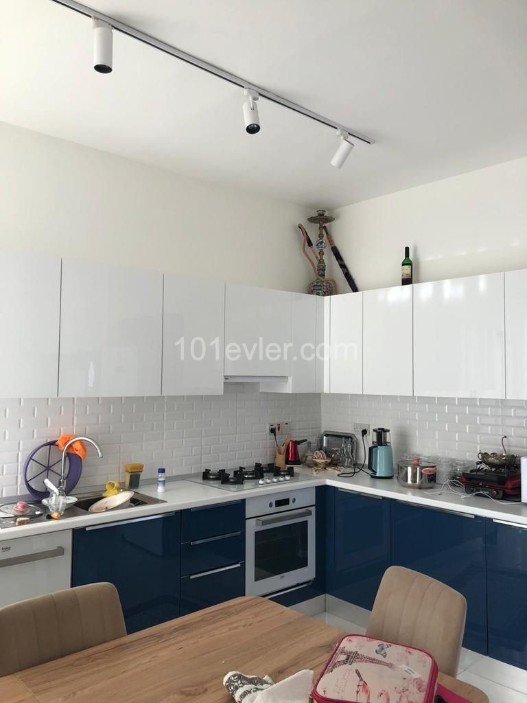 135 000 STG 2+1 APARTMENT FOR SALE IN ALSANCAK ** 