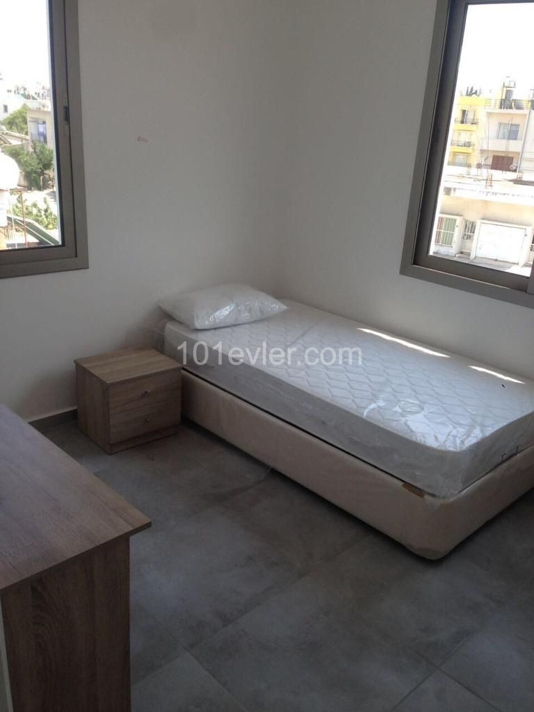 LEFKOŞA 250 GPB KİRALIK 2+1 DAİRE 