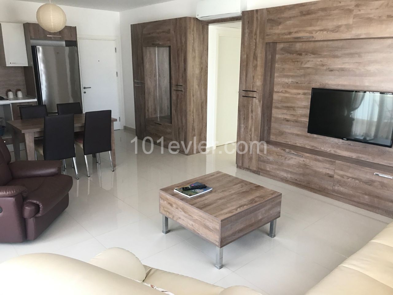 2+1 Penthouse for rent in Kyrenia Center fully furnished 2 deposits